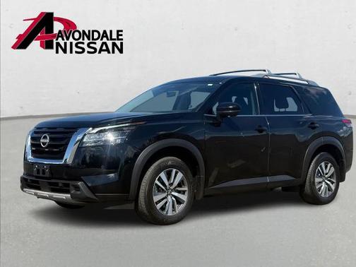 Black 2024 Nissan Pathfinder SL