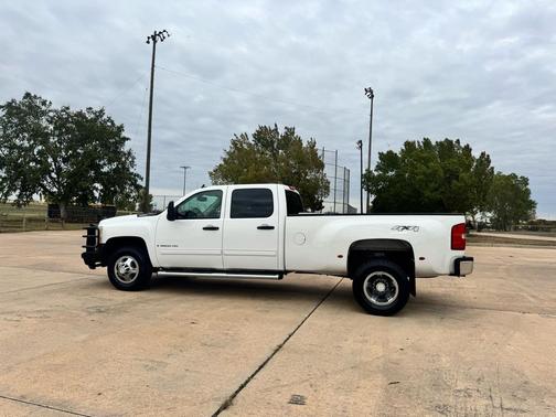 2009 Chevrolet Silverado 3500 LT Crew Cab