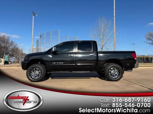 Black 2005 Nissan Titan XE Crew Cab Truck