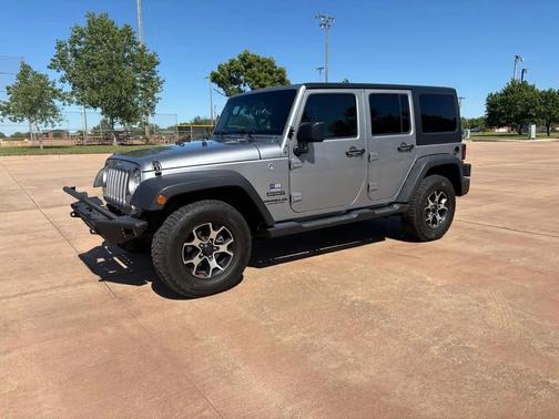 Silver 2016 Jeep Wrangler Unlimited Sport
