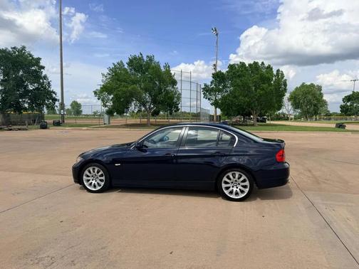 Blue 2008 BMW 335 4dr Sdn 335xi AWD