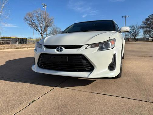 2016 Scion tC Base
