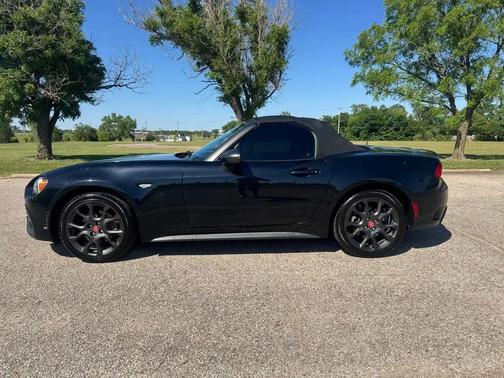 Black 2017 FIAT 124 Spider Base