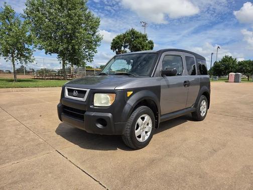 Gray 2005 Honda Element EX