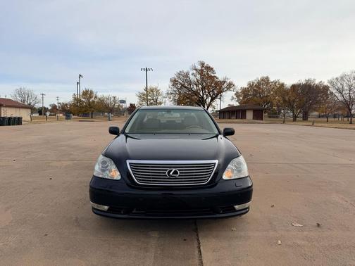 2004 Lexus LS 430 Base