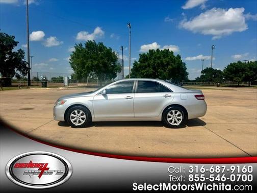 2011 Toyota Camry LE