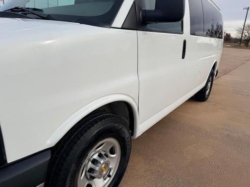 2015 Chevrolet Express 2500 LT