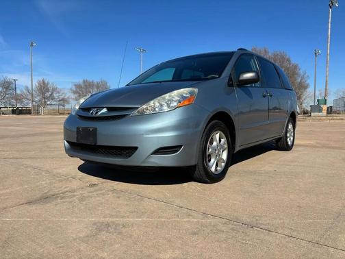 2006 Toyota Sienna LE