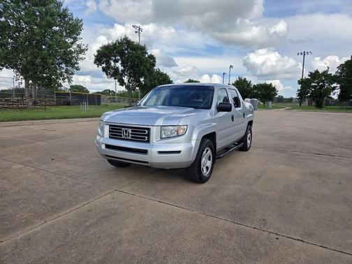 Silver 2008 Honda Ridgeline RT