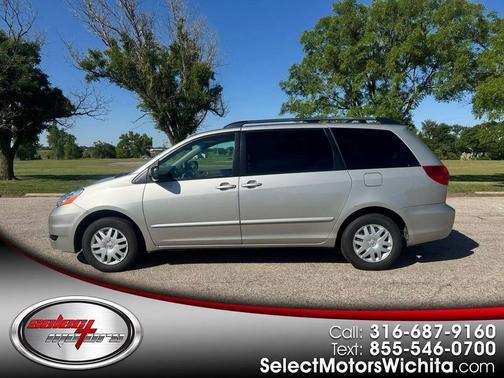 Silver 2006 Toyota Sienna LE