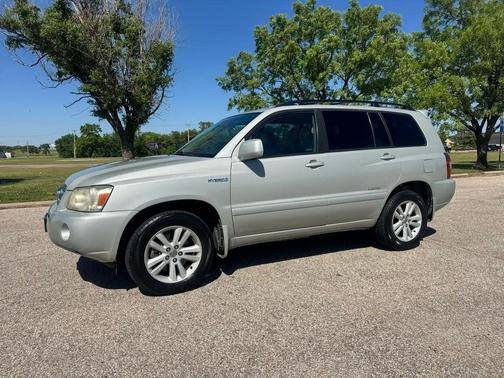 Silver 2007 Toyota Highlander Hybrid Base