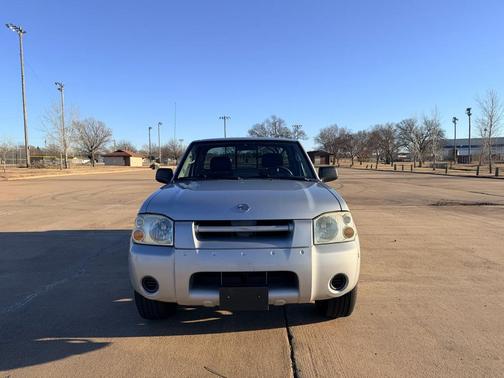 2004 Nissan Frontier XE-V6 Desert Runner King Cab