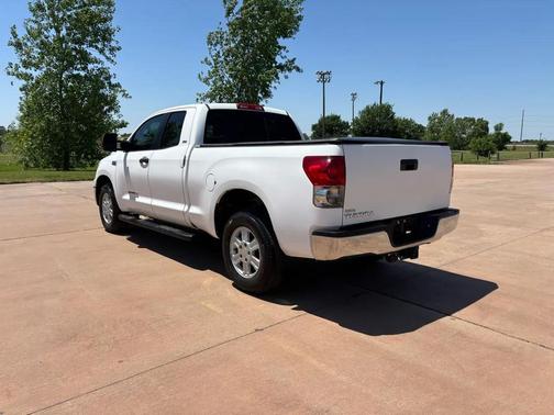 White 2010 Toyota Tundra Grade