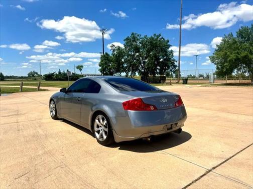 2004 INFINITI G35 Base