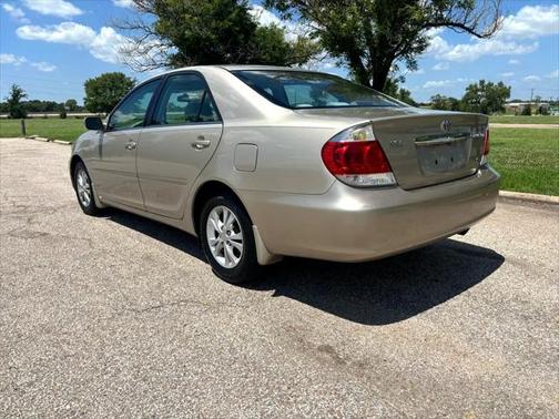 2005 Toyota Camry XLE V6