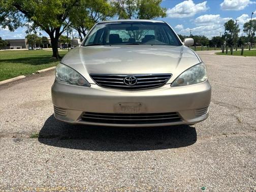 2005 Toyota Camry XLE V6