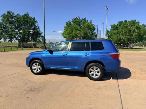 Blue 2008 Toyota Highlander Base