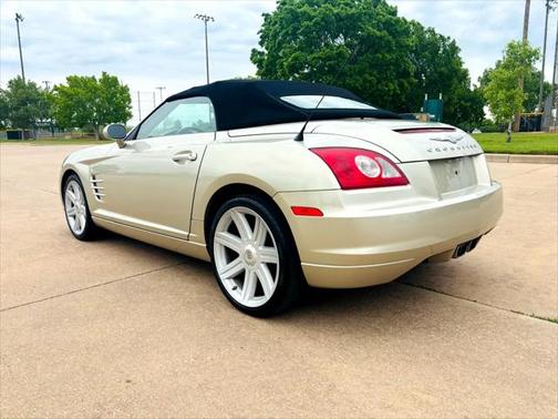 2006 Chrysler Crossfire Base