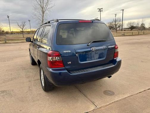 2006 Toyota Highlander Base