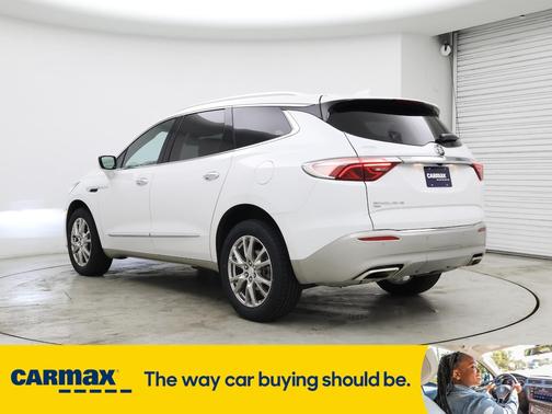 2022 Buick Enclave Essence