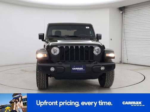 2021 Jeep Gladiator Willys Sport