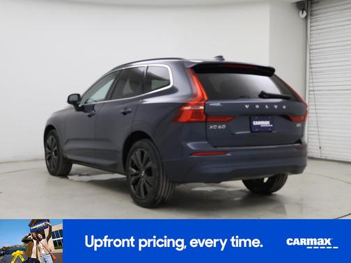 2022 Volvo XC60 B5 Momentum