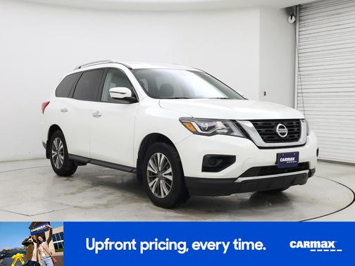 2019 Nissan Pathfinder S