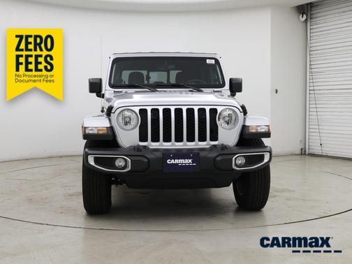Silver 2023 Jeep Gladiator Sport S
