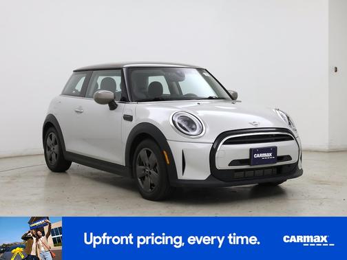 White 2023 MINI Hardtop