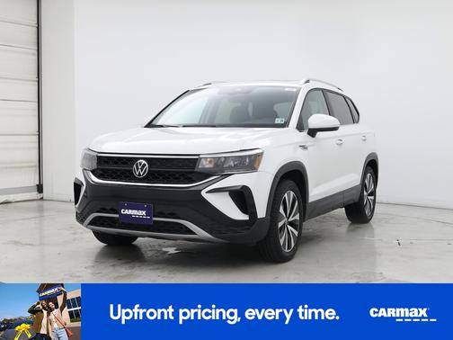 White 2023 Volkswagen Taos SE