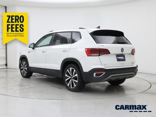 White 2023 Volkswagen Taos SE