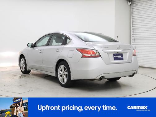 2015 Nissan Altima SV