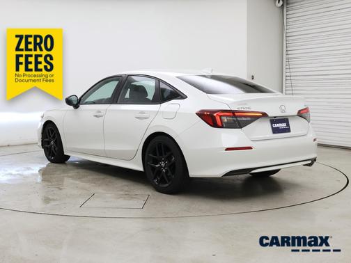 White 2025 Honda Civic Sport