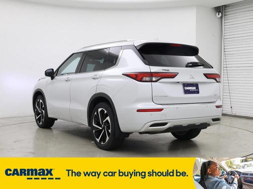 2023 Mitsubishi Outlander SEL
