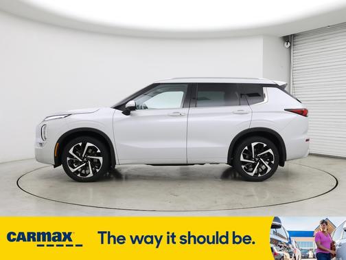 2023 Mitsubishi Outlander SEL