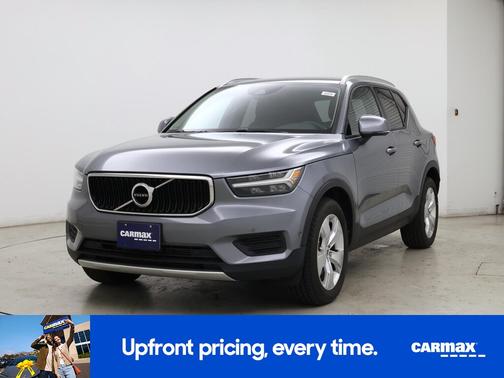 Gray 2019 Volvo XC40 T5 Momentum