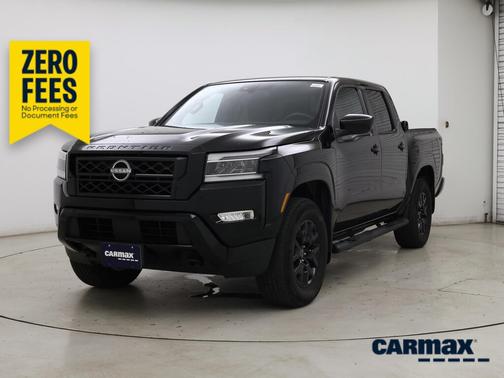 Black 2023 Nissan Frontier SV