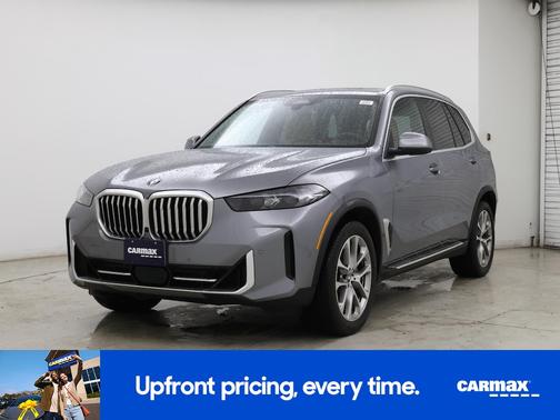 Gray 2024 BMW X5 xDrive40i