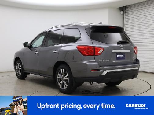 Gray 2020 Nissan Pathfinder SL
