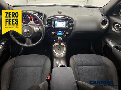 Silver 2015 Nissan Juke SV