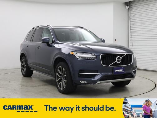 2019 Volvo XC90 T5 Momentum