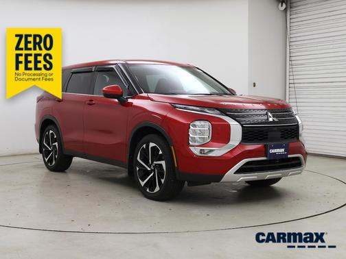 Red 2022 Mitsubishi Outlander SE