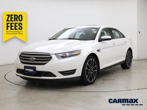 White 2017 Ford Taurus SEL