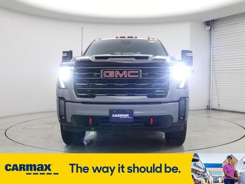 2024 GMC Sierra 2500 AT4
