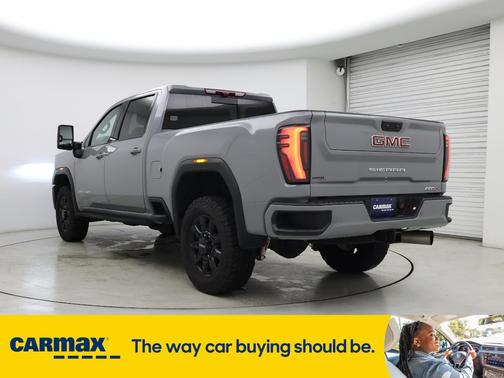 2024 GMC Sierra 2500 AT4