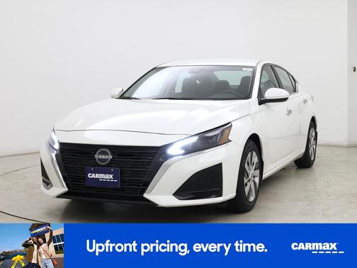 White 2023 Nissan Altima S