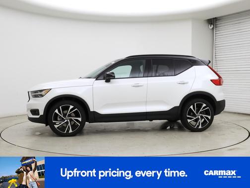 2019 Volvo XC40 T5 R-Design