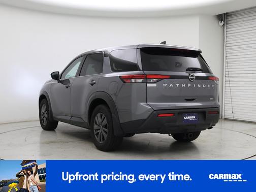 2024 Nissan Pathfinder S