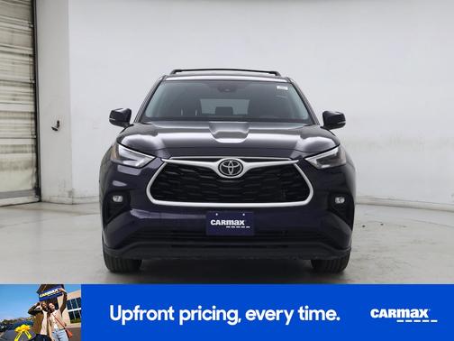 Blue 2023 Toyota Highlander LE