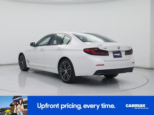 White 2023 BMW 540 XI